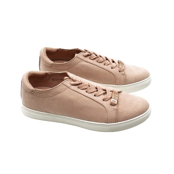 Sneakers - Picture 6 of 7